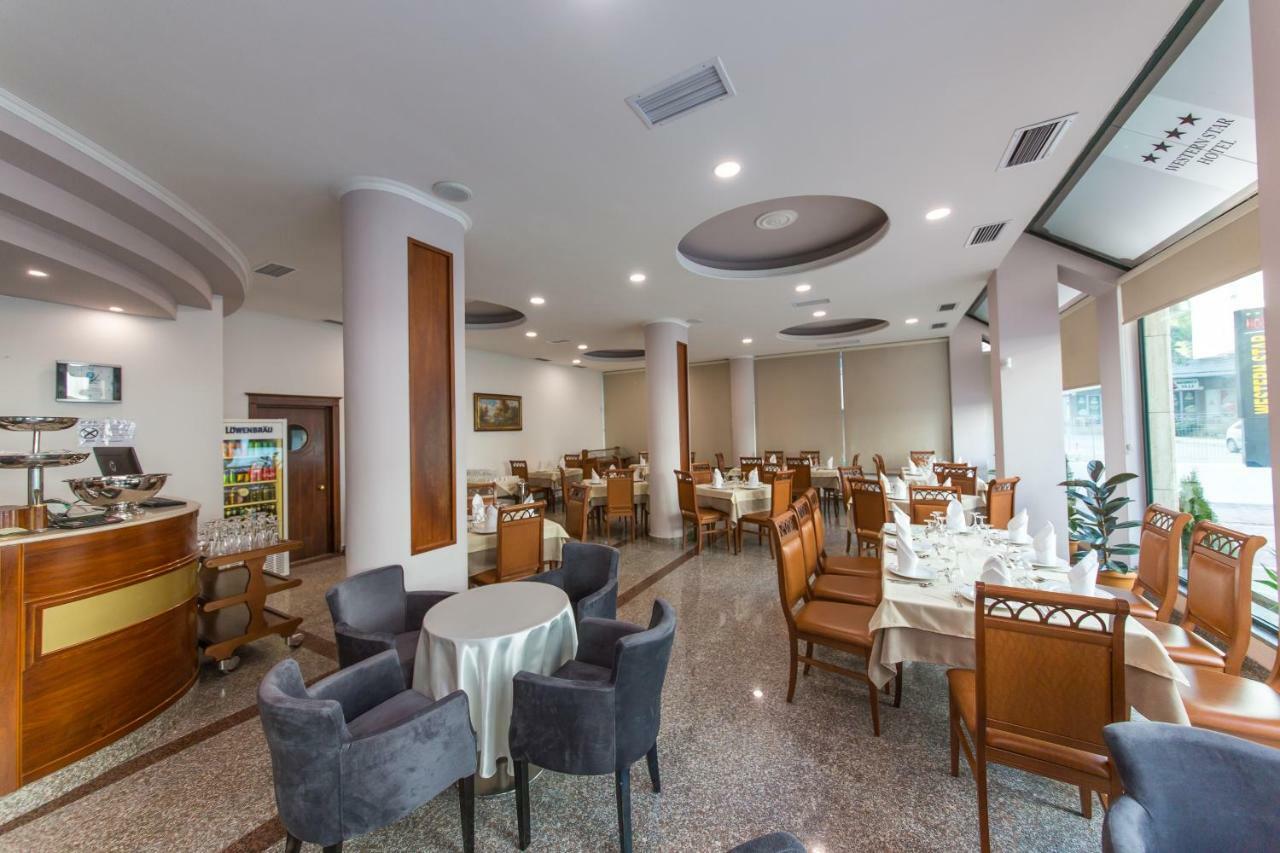 Western Star Hotel Durres Bagian luar foto