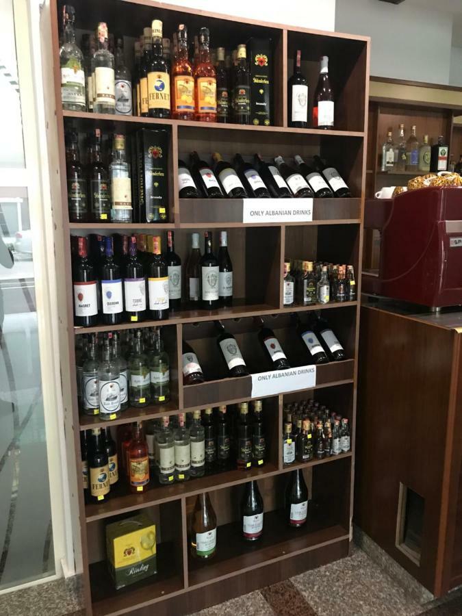 Western Star Hotel Durres Bagian luar foto